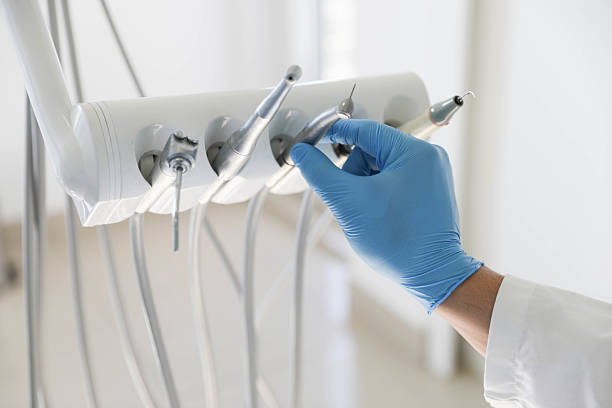Professional Tooth Extraction technician working in Chelsea, OK
